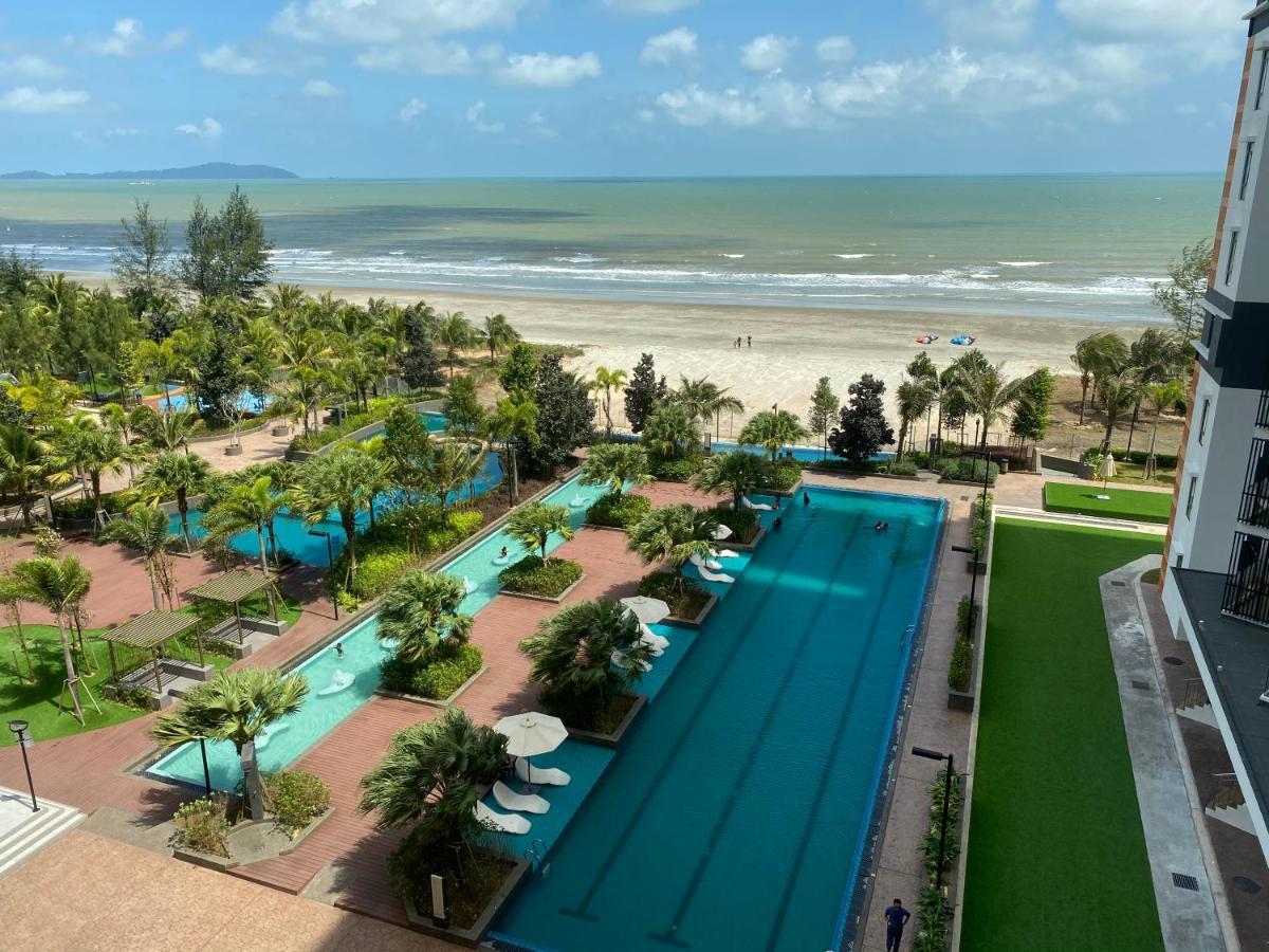 Isix Seaview 2R2B at Timurbay Pantai Balok Kuantan Pahang Bagian luar foto